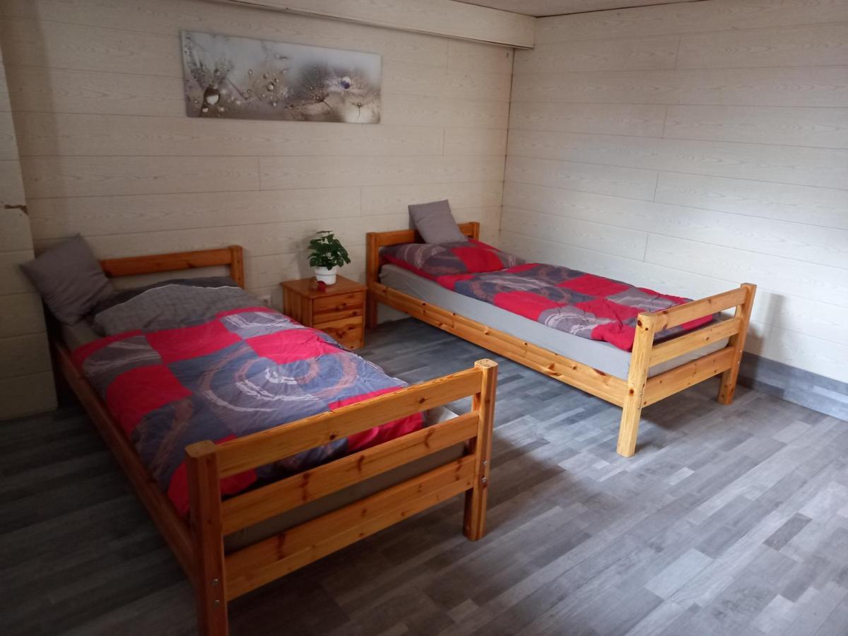 60 M² Ferienapartment Zentrumsnahe Mit Gartenbenutzung 施泰尔 外观 照片